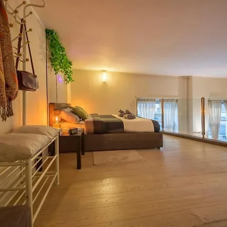 Apartmán Lovely & Quiet Loft Next To Porta Nuova Station Turín