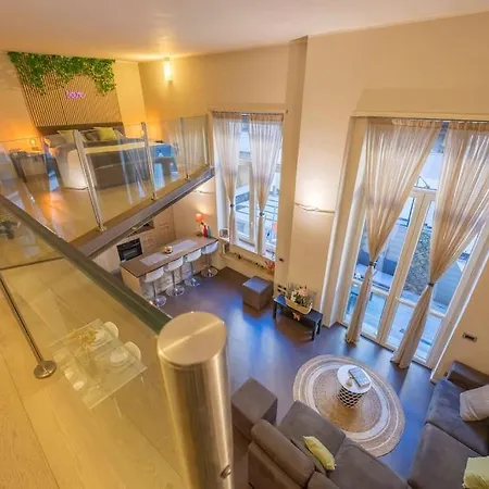 Apartman Lovely & Quiet Loft Next To Porta Nuova Station Torino