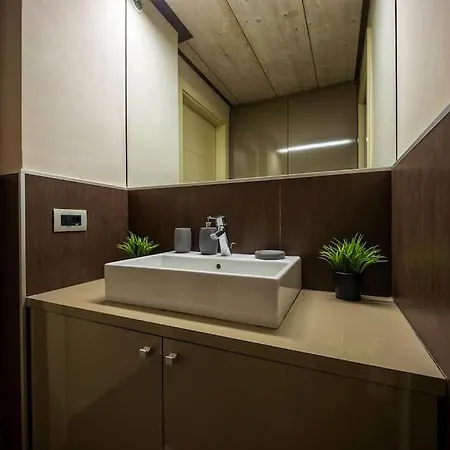 Apartmán Lovely & Quiet Loft Next To Porta Nuova Station Turín