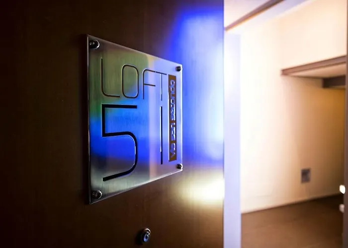 Lovely & Quiet Loft Next To Porta Nuova Station Apartment